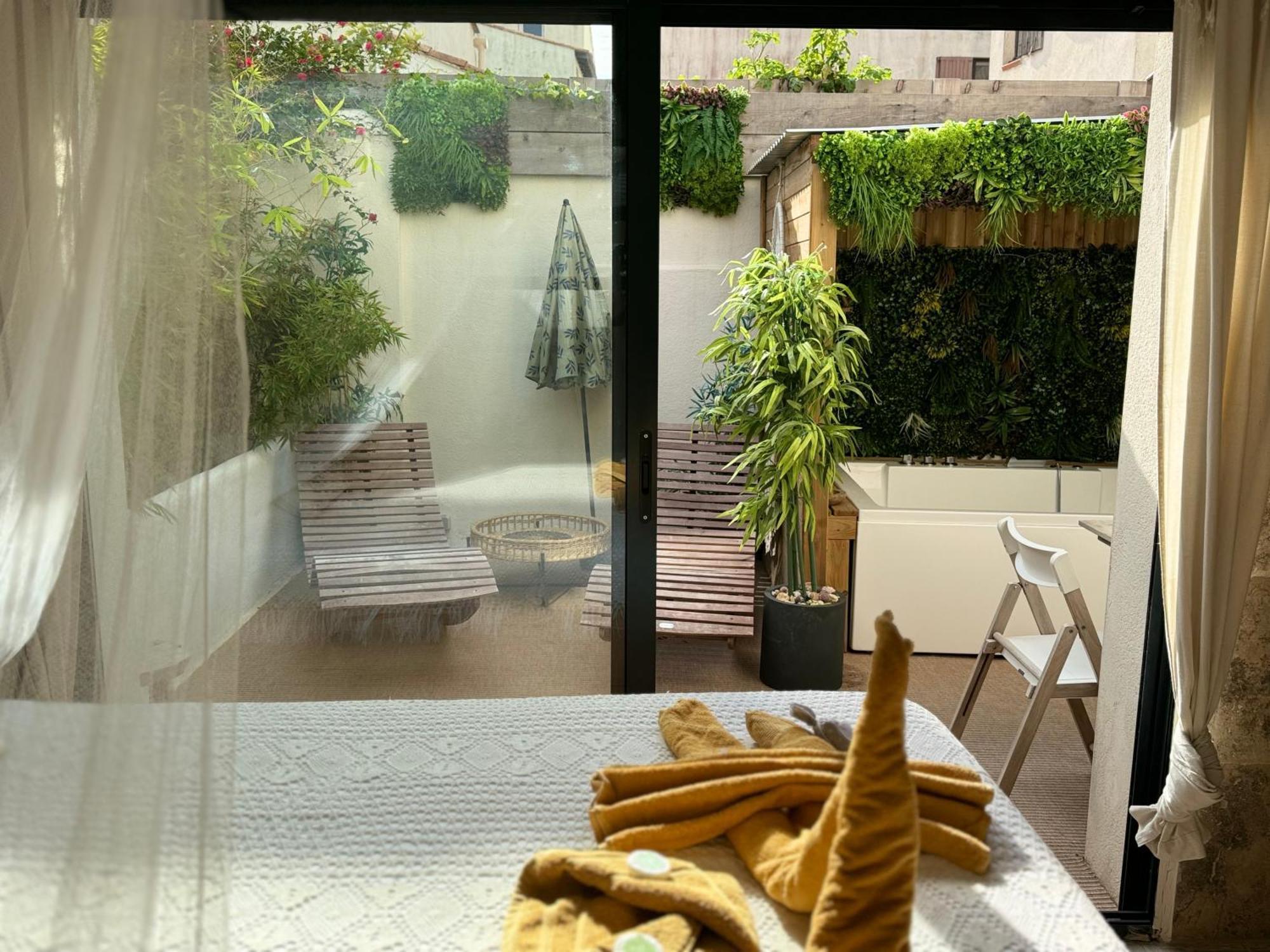 Le Cocon De Sissy Hotell Saintes-Maries-de-la-Mer Eksteriør bilde